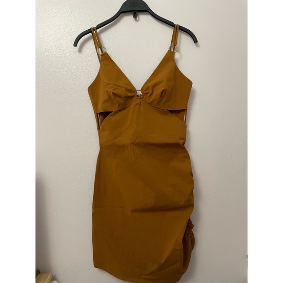 ZARA CUT OUT MINI DRESS - Picture 6 of 7